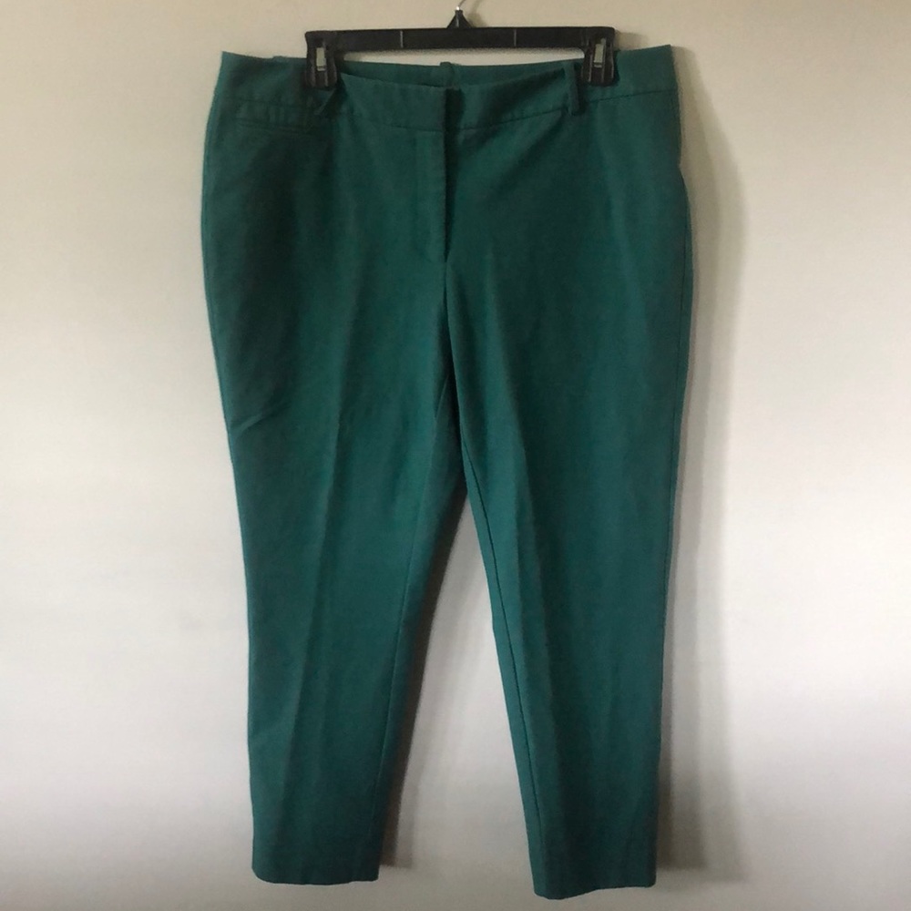 White House black market slim ankle